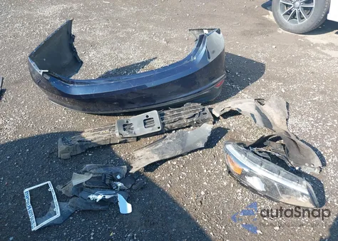 2018 Chevrolet Malibu Lt z USA, uszkodzony, nr VIN 1G1ZD5ST7JF126475